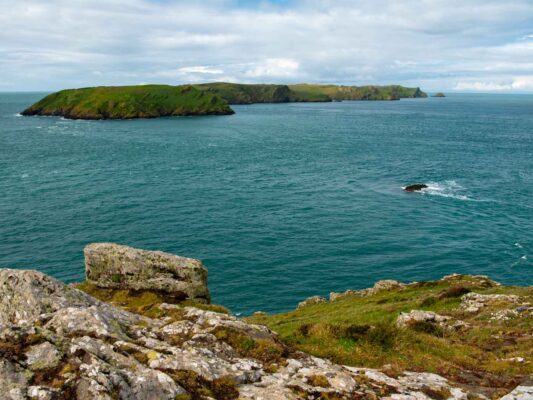 Wales 06025