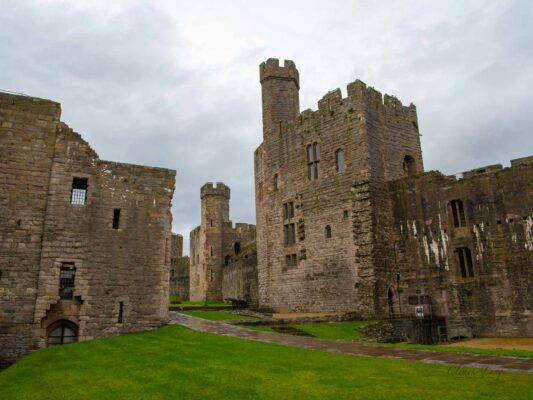 Wales 06046
