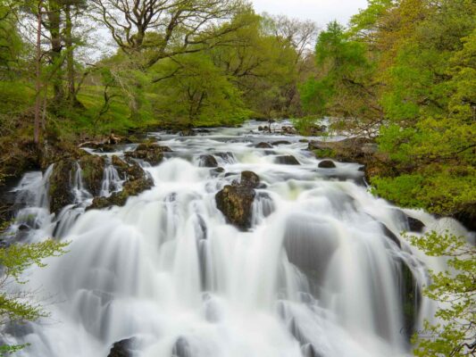 Wales 06047