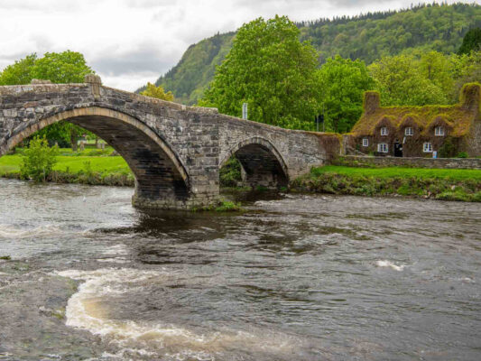 Wales 1100055