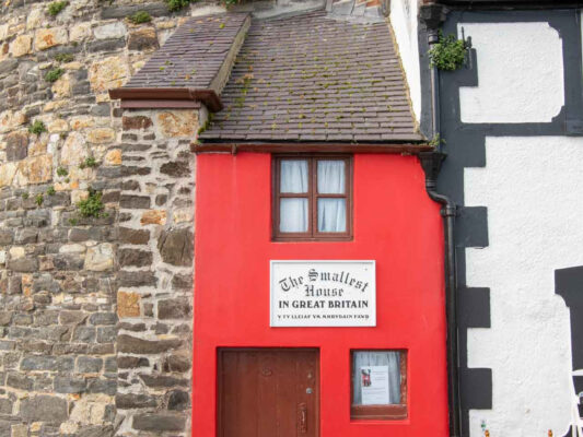 Wales 1100059